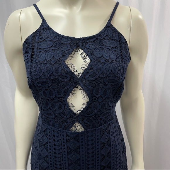 Storia Navy Blue Lace Mini Dress w/ Diamond Cutouts & Eyelash Trim - Size M - Picture 2 of 8